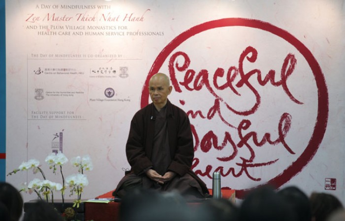 2010-TNH-DOM-HKU-CBH-Slide-001